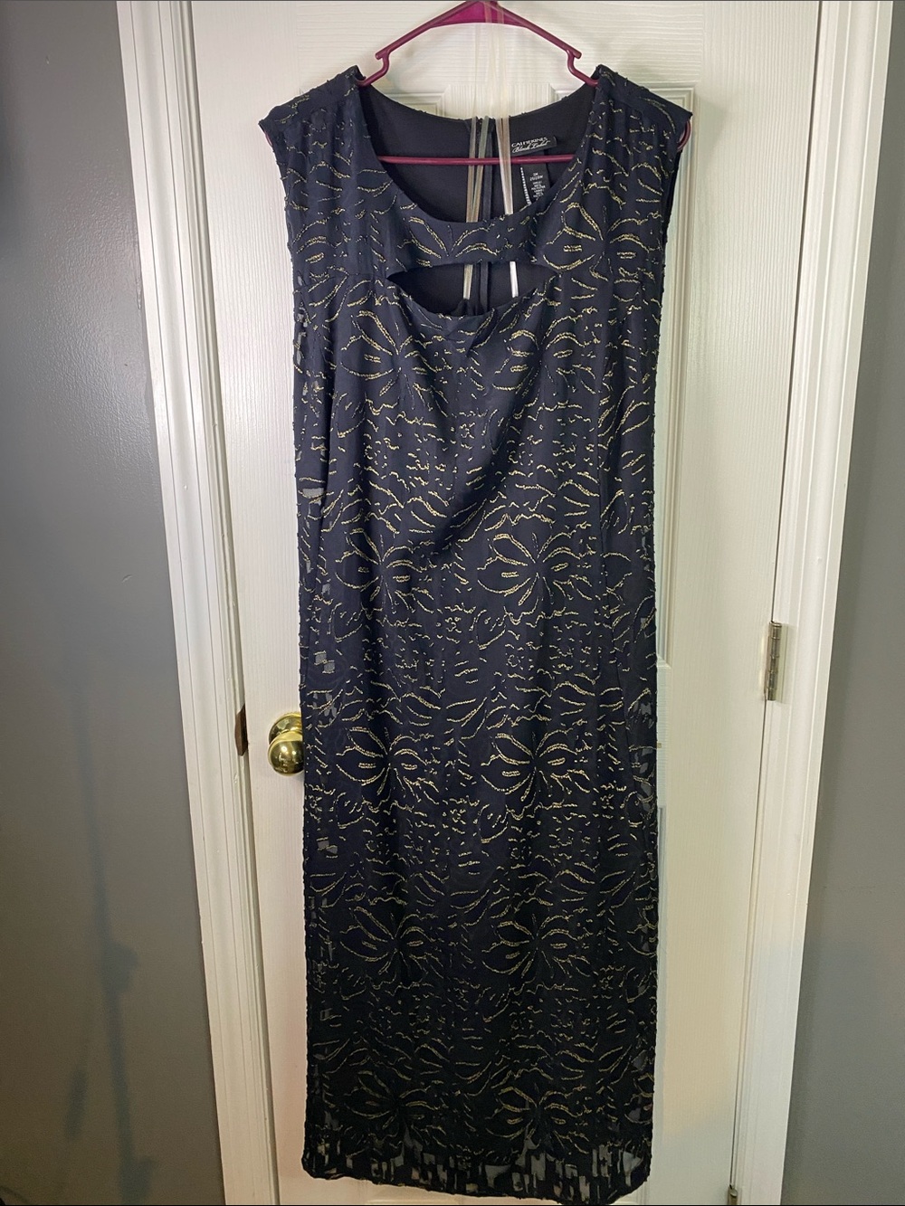 Catherine’s Black Maxi Dress with Gold Floral Metallic Print Size 26/28.
